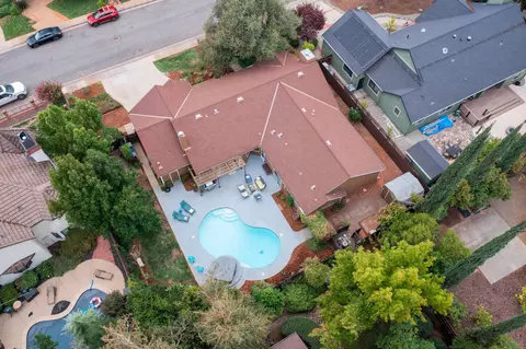 735 Sunriver Ln, Redding, CA 96001 photo 44