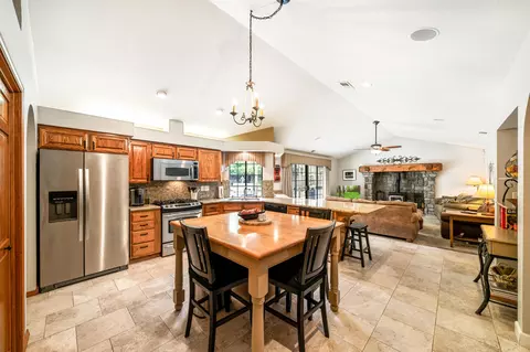 735 Sunriver Ln, Redding, CA 96001 photo 11