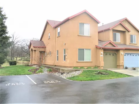2983 Sinaloa Trl, Redding, CA 96002 photo 1