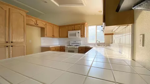 4951 Tralee Ln, Redding, CA 96001 photo 17