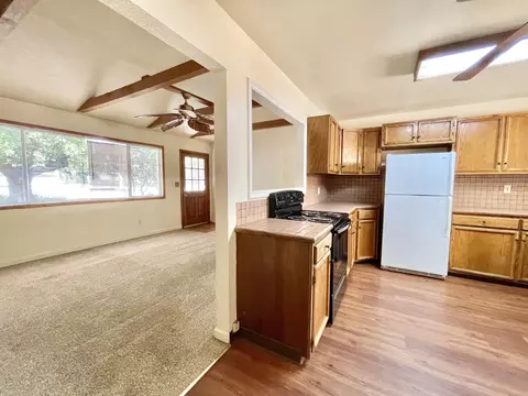 69 Cooper Dr, Redding, CA 96001 photo 7