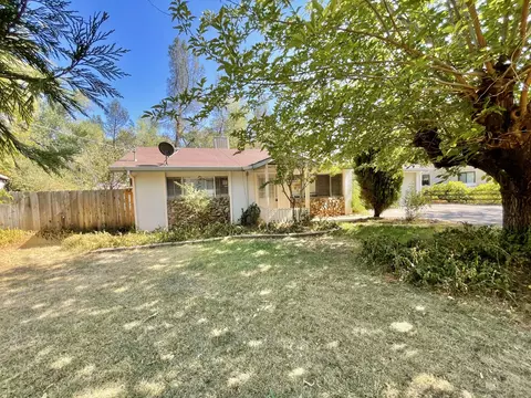 69 Cooper Dr, Redding, CA 96001 photo 2