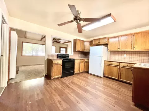 69 Cooper Dr, Redding, CA 96001 photo 10