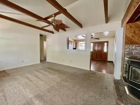 69 Cooper Dr, Redding, CA 96001 photo 6