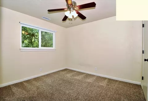 2133 Martian Way, Redding, CA 96002 photo 13