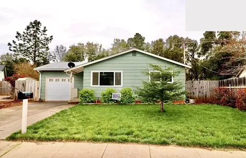 2133 Martian Way, Redding, CA 96002 photo 1