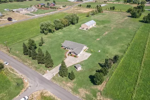 7145 Milky Way, Redding, CA 96002 photo 47