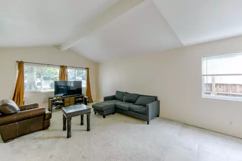 2085 Quartz Way, Redding, CA 96001 photo 6