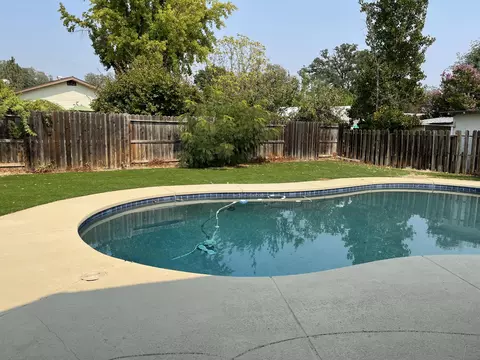 1646 El Dorado Way, Redding, CA 96002 photo 8