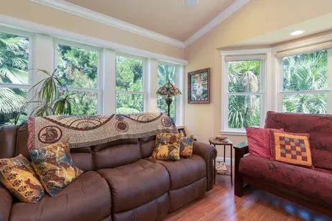 20653 Matamoros St, Redding, CA 96002 photo 7