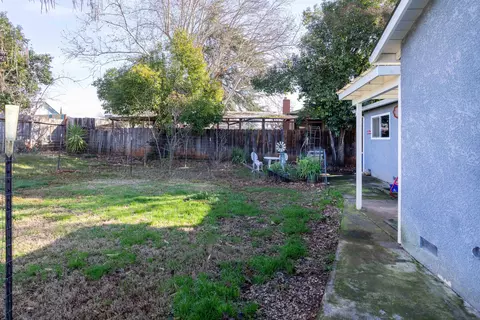 2366 Hawn Ave, Redding, CA 96002 photo 22