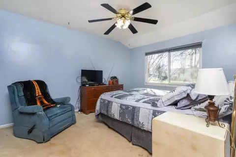 2366 Hawn Ave, Redding, CA 96002 photo 13