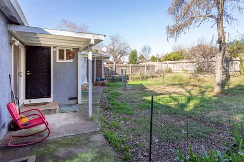 2366 Hawn Ave, Redding, CA 96002 photo 23