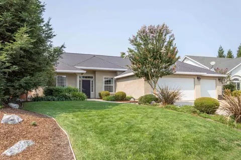 550 Castenda Dr, Redding, CA 96003 photo 2