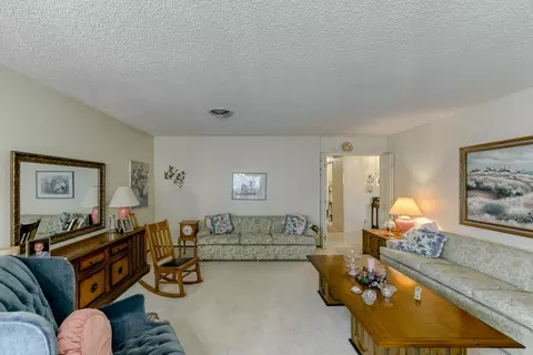 4100 Oro Ct, Redding, CA 96001 photo 13