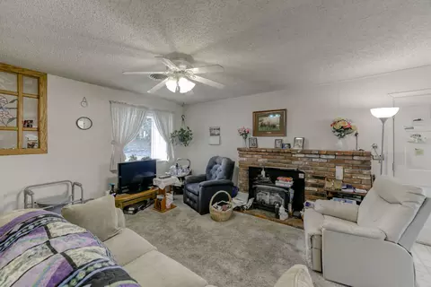 4100 Oro Ct, Redding, CA 96001 photo 23