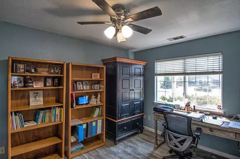 2998 Howard Dr, Redding, CA 96001 photo 29