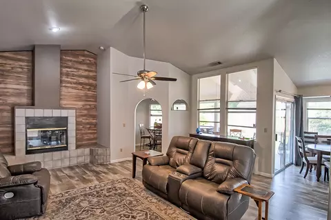 2998 Howard Dr, Redding, CA 96001 photo 10