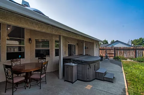 2998 Howard Dr, Redding, CA 96001 photo 35