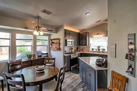 2998 Howard Dr, Redding, CA 96001 photo 15
