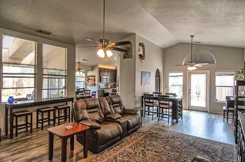 2998 Howard Dr, Redding, CA 96001 photo 11