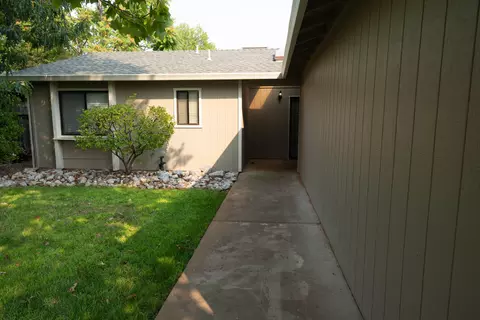 4143 Cirrus, Redding, CA 96002 photo 3