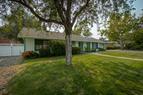 2947 Lake Redding Dr, Redding, CA 96003 photo 22