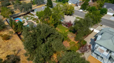 2947 Lake Redding Dr, Redding, CA 96003 photo 69