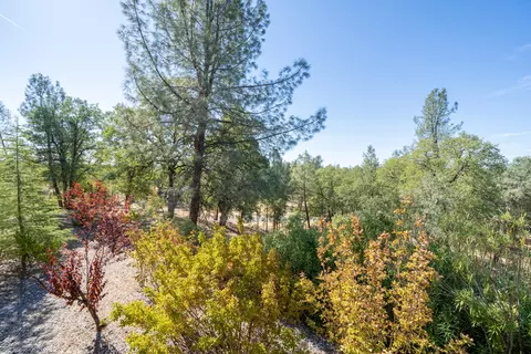 432 Franciscan Trl, Redding, CA 96003 photo 24