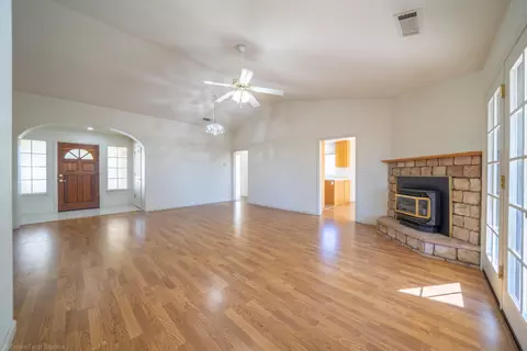 432 Franciscan Trl, Redding, CA 96003 photo 6