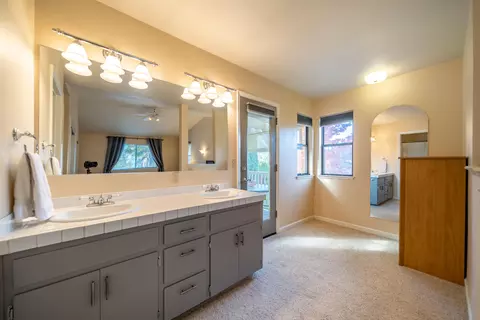 1525 El Capitan Dr, Redding, CA 96001 photo 18