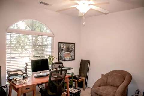 2052 Hedgerow Ave, Redding, CA 96003 photo 30