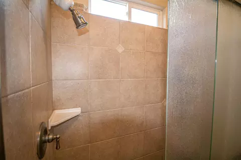 2052 Hedgerow Ave, Redding, CA 96003 photo 22