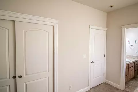 2052 Hedgerow Ave, Redding, CA 96003 photo 25