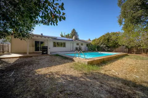 1971 Cameo Ct, Redding, CA 96002 photo 16