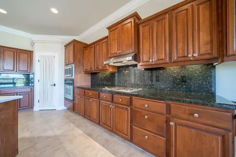 1507 Brinn Dr, Redding, CA 96001 photo 12