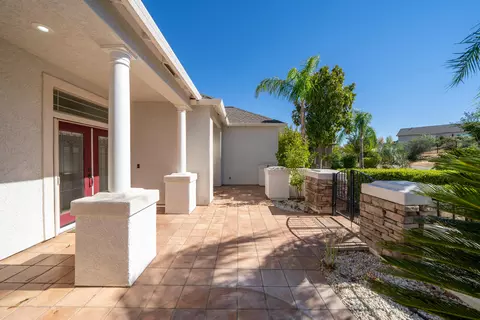 1507 Brinn Dr, Redding, CA 96001 photo 3