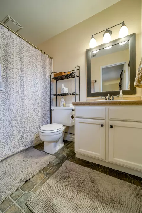 1867 Silverfield Loop, Redding, CA 96002 photo 27
