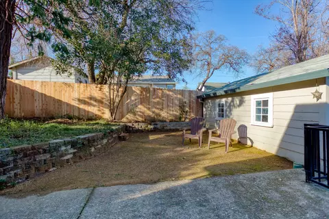 1602 Olive Ave, Redding, CA 96001 photo 15