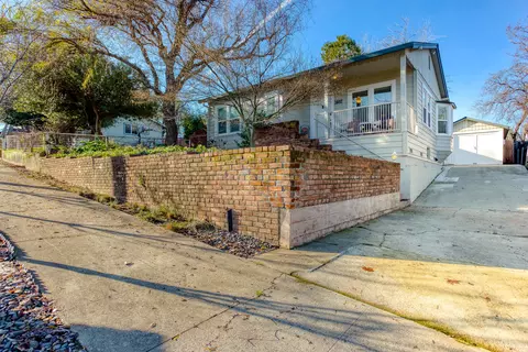 1602 Olive Ave, Redding, CA 96001 photo 1