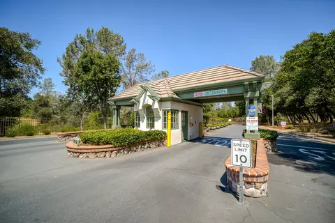 13497 Tierra Heights Rd, Redding, CA 96003 photo 88