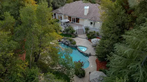 13497 Tierra Heights Rd, Redding, CA 96003 photo 9