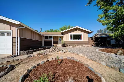 1820 Wisconsin Ave, Redding, CA 96001 photo 3
