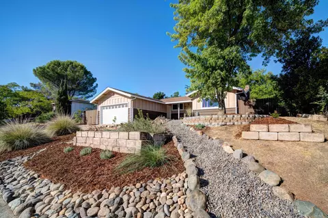 1820 Wisconsin Ave, Redding, CA 96001 photo 1