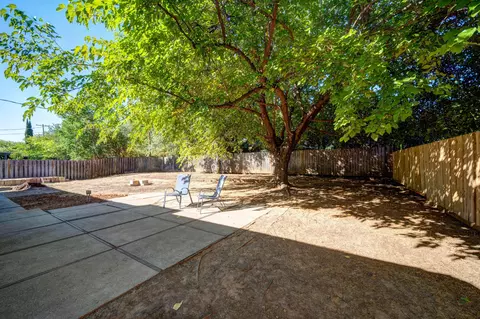 1820 Wisconsin Ave, Redding, CA 96001 photo 31