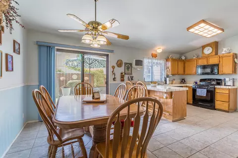 1623 Sterling Dr, Redding, CA 96003 photo 4