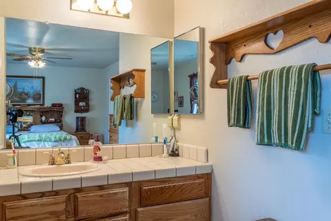 1623 Sterling Dr, Redding, CA 96003 photo 8