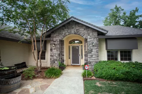 2255 Siena Ave, Redding, CA 96001 photo 2