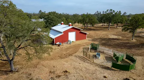 21833 Squaw Grass Trl, Redding, CA 96003 photo 9