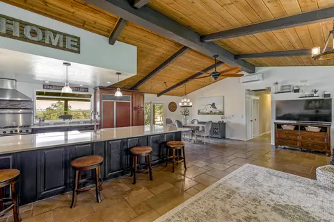 21833 Squaw Grass Trl, Redding, CA 96003 photo 1